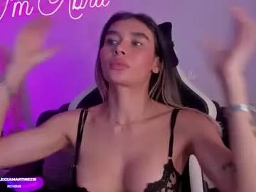 abril_w18 on Chaturbate