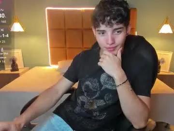 Freechat alejootwink on Chaturbate