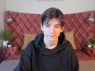 alfred_joness on Chaturbate