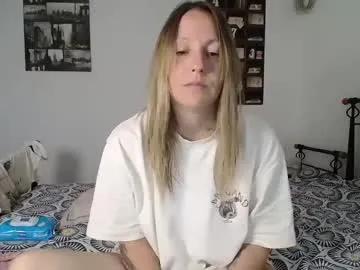 Freechat alice8363 on Chaturbate