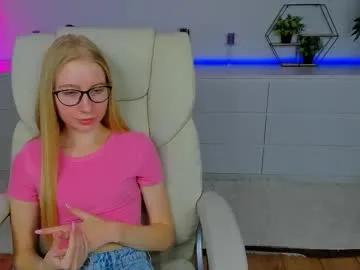 alina__blonde on Chaturbate