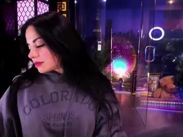 alma_pearl on Chaturbate