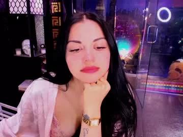 alma_pearl on Chaturbate