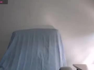 alma_sweet on Chaturbate