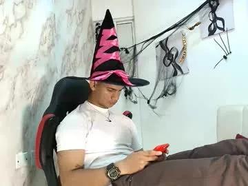Freechat andres_stud on Chaturbate