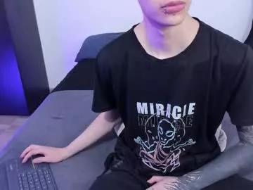andy_twiink on Chaturbate