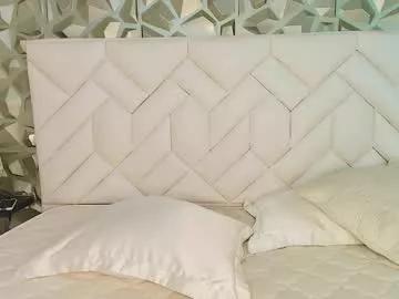 ari_sunshine on Chaturbate