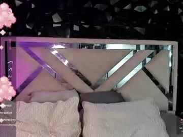 ari_sunshine on Chaturbate