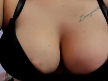 ashley_morgan_18 on Chaturbate