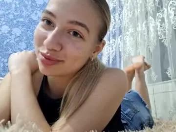 asuncionedgeman — Hello, I am Diana! Goal: play lips #cute #teen #18 #blonde #shy [1 tokens remaining]