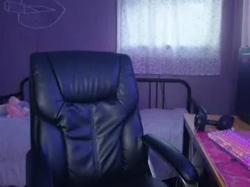 Freechat aynmarie on Chaturbate