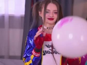 Freechat bellacle on Chaturbate