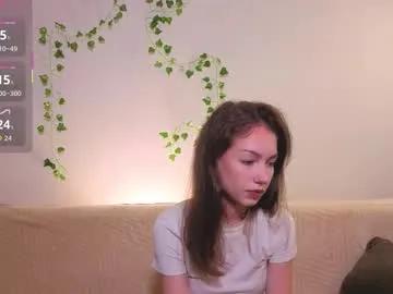 Freechat bellarasole on Chaturbate