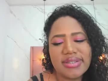 belle_brunette on Chaturbate