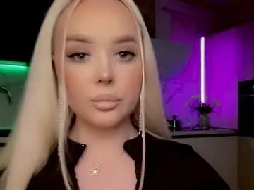 Freechat blond_diamond on Chaturbate