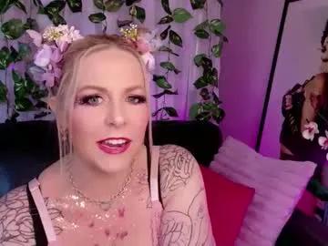 Freechat blondejj on Chaturbate