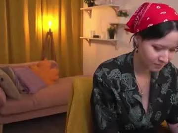 bluebeell on Chaturbate