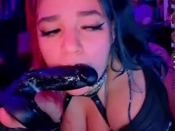 booboosperfectfacefuck on Chaturbate