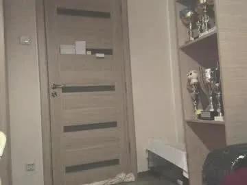 carin_the_body on Chaturbate