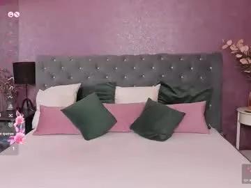 carlareys on Chaturbate