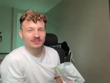 chadtitan on Chaturbate