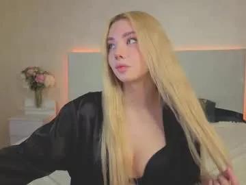 chloe_lov_ on Chaturbate