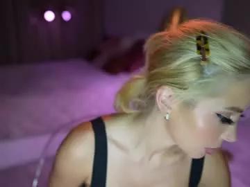 Freechat chloe_ri on Chaturbate