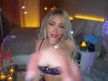 Freechat chloe_ri on Chaturbate