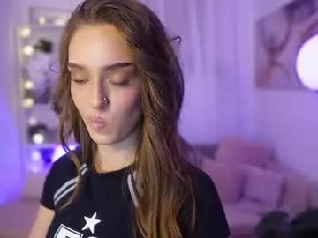 clara_smile — Did you miss me? Lets have some #fun, Can you make me #squirt? #bigass #bigtits #pvt