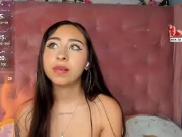 cloe_martinez_ on Chaturbate
