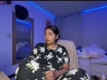 Freechat cloe_small08 on Chaturbate