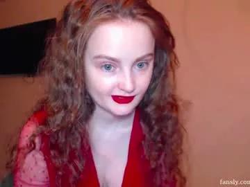 Freechat coolamber on Chaturbate