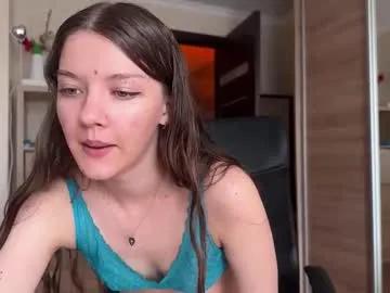 Freechat coyness_geneva on Chaturbate