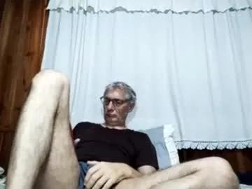 cucaio18 on Chaturbate