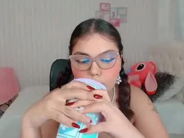 daeneryslove_doll on Chaturbate