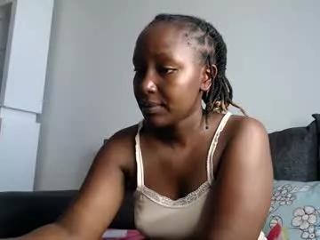 darktanqueen on Chaturbate