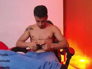 deconrios on Chaturbate