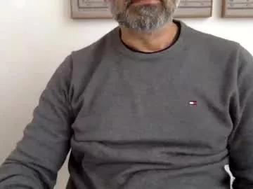 discreetcam on Chaturbate