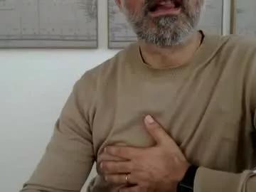 discreetcam on Chaturbate