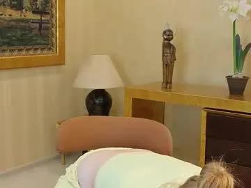 domoniqueepperley — My name is Alina and I am #new model on CB #18 #smalltits #shy #teen Goal:rain of kisses:3 [31 tokens remaining]