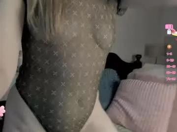 dulcejulia on Chaturbate