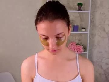 Freechat ebonyleibenstein on Chaturbate