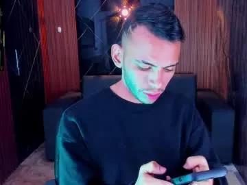 edward_24_ on Chaturbate