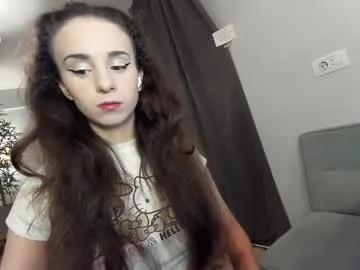 Freechat ehotlovea on Chaturbate