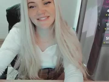 Freechat elia_ on Chaturbate