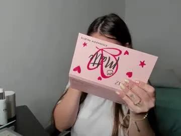 elizabethliones01 — GOAL: Help me remove the top on moment [104 tokens remaining] Welcome To My Room #bigboobs #teen #lovense #ass #squirt  Lovense Tip Goals