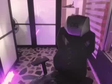 emilyevanss1_ on Chaturbate