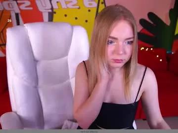 Freechat emilysunshines on Chaturbate