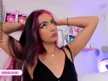 Freechat emilyy_bank on Chaturbate