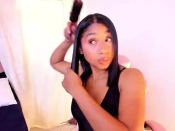 emy_bw on Chaturbate